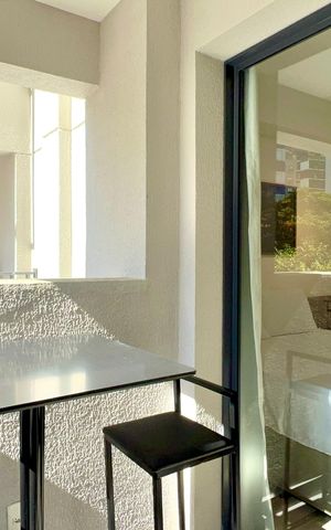 Studio à venda com 23m², 1 quarto e sem vaga Studio à venda com 23m², 1 quarto e sem vagaVaranda