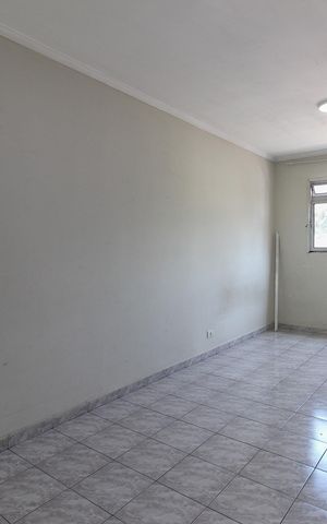 Apartamento à venda com 52m², 2 quartos e 1 vaga Apartamento à venda com 52m², 2 quartos e 1 vagaSala