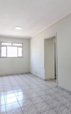 Apartamento à venda com 52m², 2 quartos e 1 vaga Apartamento à venda com 52m², 2 quartos e 1 vagaSala
