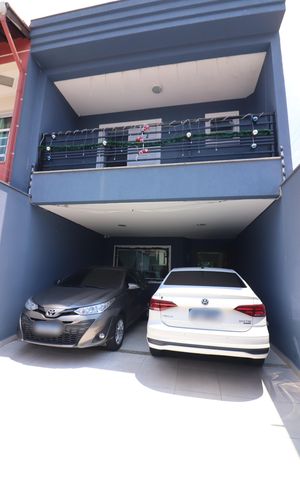 Casa à venda com 150m², 3 quartos e 4 vagasGaragem