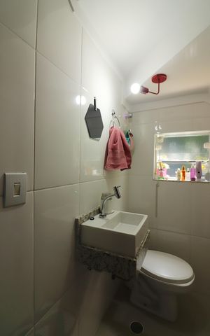 Casa à venda com 150m², 3 quartos e 4 vagasLavabo