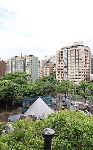 Apartamento à venda com 106m², 3 quartos e 2 vagasVista do Quarto 2