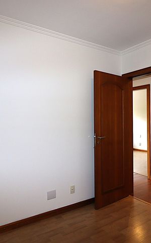 Apartamento à venda com 106m², 3 quartos e 2 vagasQuarto 3