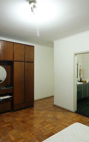 Casa à venda com 260m², 3 quartos e 2 vagasQuarto 1 - Suíte