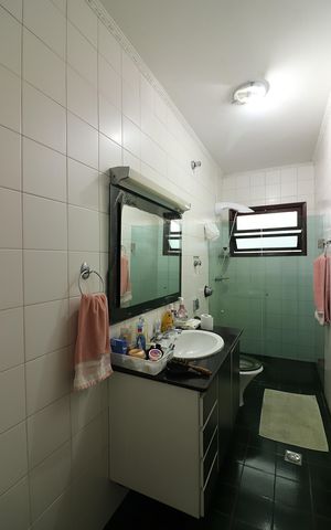 Casa à venda com 260m², 3 quartos e 2 vagasBanheiro Social