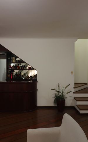 Casa à venda com 260m², 3 quartos e 2 vagasSala 