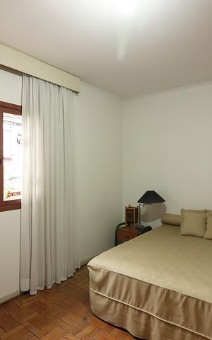 Casa à venda com 260m², 3 quartos e 2 vagasQuarto 2