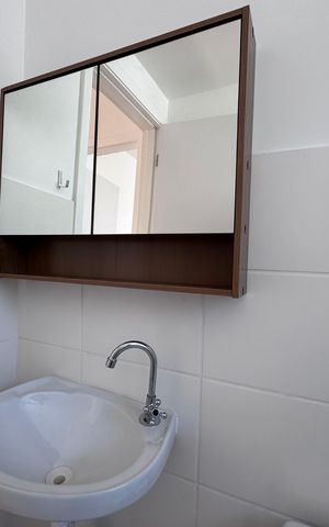 Apartamento à venda com 44m², 2 quartos e 1 vaga Apartamento à venda com 44m², 2 quartos e 1 vagaBanheiro Social