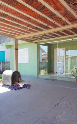 Casa à venda com 90m², 3 quartos e 2 vagasGaragem