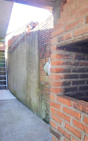 Casa à venda com 90m², 3 quartos e 2 vagasChurrasqueira