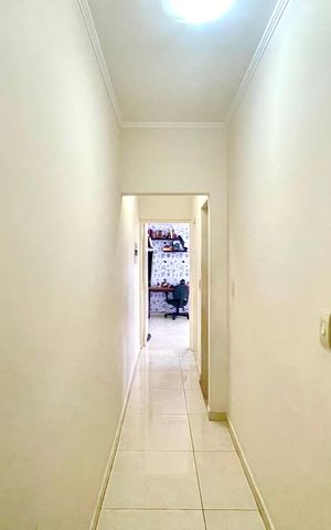 Casa à venda com 110m², 3 quartos e 1 vaga Casa à venda com 110m², 3 quartos e 1 vagaCorredor