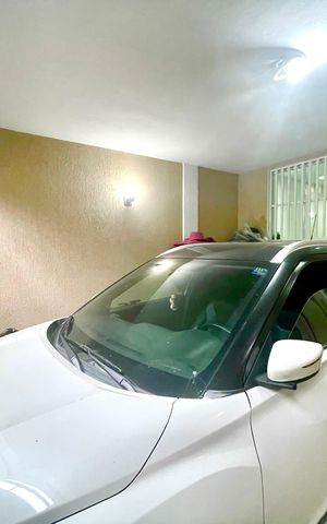 Casa à venda com 110m², 3 quartos e 1 vaga Casa à venda com 110m², 3 quartos e 1 vagaGaragem