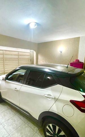 Casa à venda com 110m², 3 quartos e 1 vaga Casa à venda com 110m², 3 quartos e 1 vagaGaragem