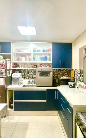 Casa à venda com 110m², 3 quartos e 1 vaga Casa à venda com 110m², 3 quartos e 1 vagaCozinha