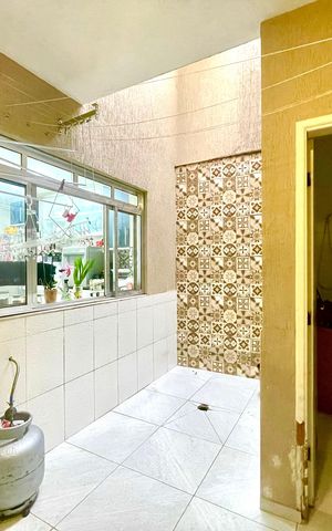 Casa à venda com 110m², 3 quartos e 1 vaga Casa à venda com 110m², 3 quartos e 1 vagaÁrea de Serviço