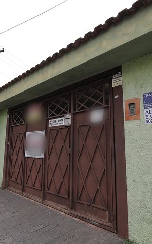 Casa para alugar com 200m², 3 quartos e 2 vagas Casa para alugar com 200m², 3 quartos e 2 vagasFachada