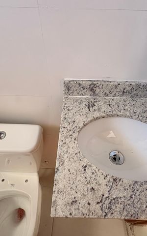 Apartamento à venda com 63m², 2 quartos e 1 vaga Apartamento à venda com 63m², 2 quartos e 1 vagaBanheiro