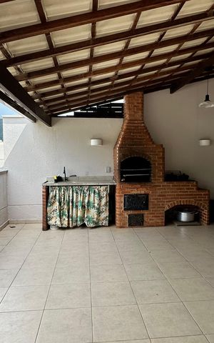 Apartamento à venda com 229m², 3 quartos e 2 vagas Apartamento à venda com 229m², 3 quartos e 2 vagasCobertura