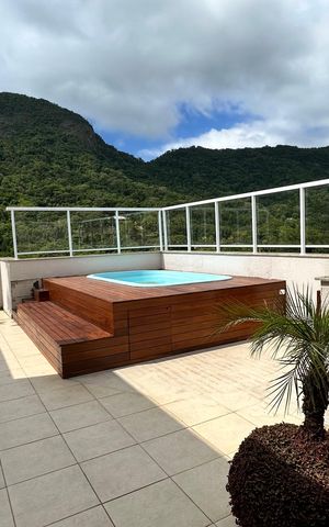 Apartamento à venda com 229m², 3 quartos e 2 vagas Apartamento à venda com 229m², 3 quartos e 2 vagasCobertura
