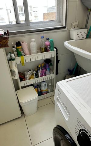 Apartamento à venda com 229m², 3 quartos e 2 vagas Apartamento à venda com 229m², 3 quartos e 2 vagasÁrea de Serviço