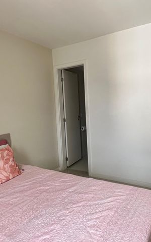 Apartamento à venda com 229m², 3 quartos e 2 vagas Apartamento à venda com 229m², 3 quartos e 2 vagasQuarto 2
