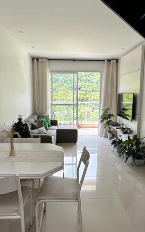 Apartamento à venda com 229m², 3 quartos e 2 vagas Apartamento à venda com 229m², 3 quartos e 2 vagasSala