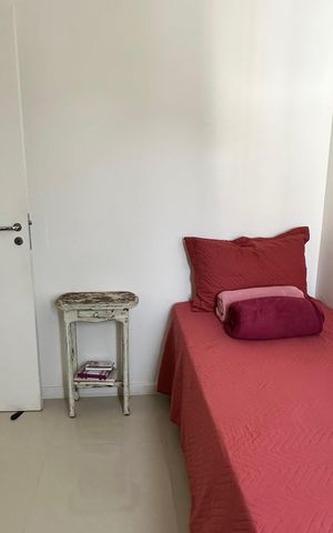 Apartamento à venda com 229m², 3 quartos e 2 vagas Apartamento à venda com 229m², 3 quartos e 2 vagasQuarto 3