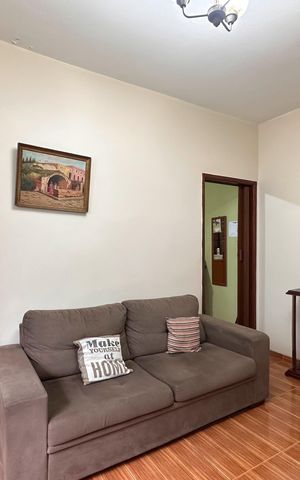 Casa à venda com 138m², 3 quartos e 2 vagas Casa à venda com 138m², 3 quartos e 2 vagasSala