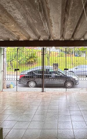 Casa à venda com 138m², 3 quartos e 2 vagas Casa à venda com 138m², 3 quartos e 2 vagasVista do Quarto 1