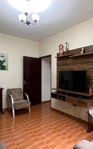Casa à venda com 138m², 3 quartos e 2 vagas Casa à venda com 138m², 3 quartos e 2 vagasSala