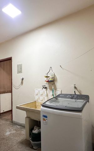 Casa à venda com 138m², 3 quartos e 2 vagas Casa à venda com 138m², 3 quartos e 2 vagasÁrea de Serviço