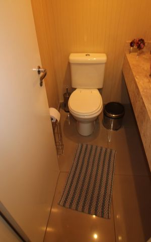 Apartamento à venda com 143m², 3 quartos e 2 vagasLavabo