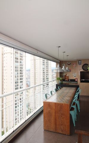Apartamento à venda com 143m², 3 quartos e 2 vagasSala - Varanda