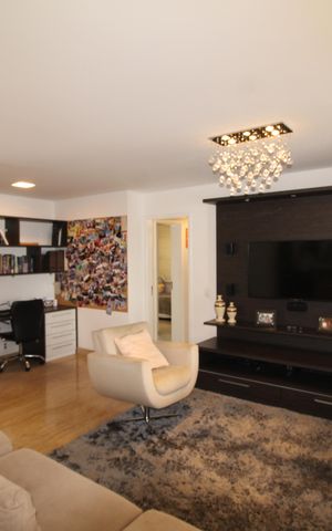 Apartamento à venda com 143m², 3 quartos e 2 vagasSala