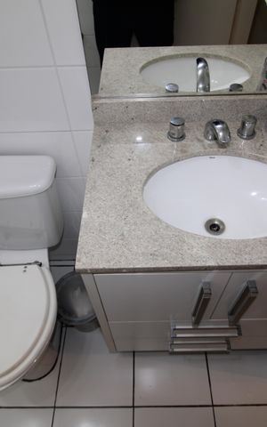 Apartamento à venda com 143m², 3 quartos e 2 vagasQuarto 3 - Banheiro