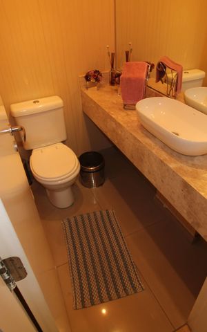 Apartamento à venda com 143m², 3 quartos e 2 vagasLavabo