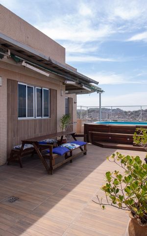 Apartamento à venda com 240m², 3 quartos e 2 vagas Apartamento à venda com 240m², 3 quartos e 2 vagasVaranda