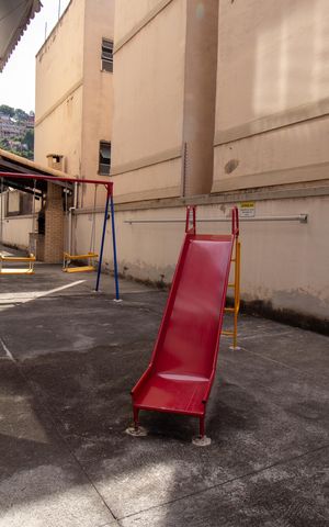 Apartamento à venda com 240m², 3 quartos e 2 vagas Apartamento à venda com 240m², 3 quartos e 2 vagasÁrea comum - Playground