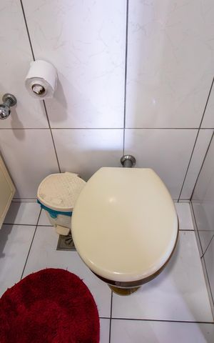 Apartamento à venda com 240m², 3 quartos e 2 vagas Apartamento à venda com 240m², 3 quartos e 2 vagasBanheiro Social