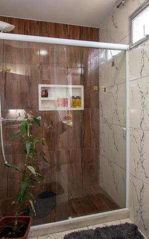 Apartamento à venda com 240m², 3 quartos e 2 vagas Apartamento à venda com 240m², 3 quartos e 2 vagasBanheiro da Suíte