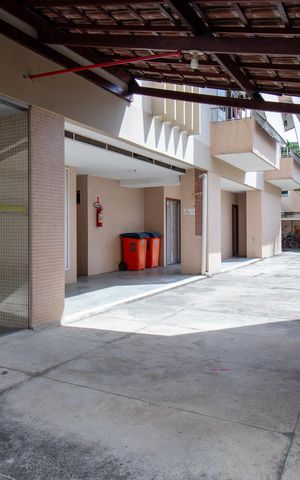 Apartamento à venda com 240m², 3 quartos e 2 vagas Apartamento à venda com 240m², 3 quartos e 2 vagasÁrea comum - Churrasqueira