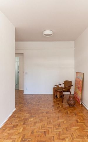 Apartamento à venda com 81m², 2 quartos e sem vaga Apartamento à venda com 81m², 2 quartos e sem vagaSala