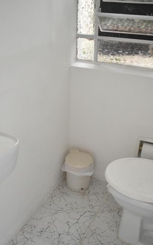 Casa para alugar com 250m², 2 quartos e sem vagaLavabo