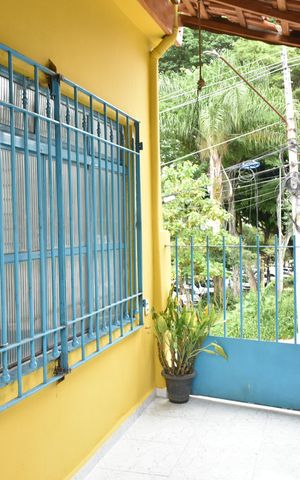 Casa para alugar com 250m², 2 quartos e sem vagaEntrada