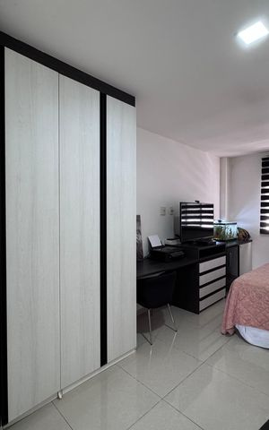 Apartamento à venda com 393m², 6 quartos e 4 vagas Apartamento à venda com 393m², 6 quartos e 4 vagasSuíte 1