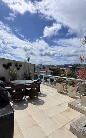 Apartamento à venda com 393m², 6 quartos e 4 vagas Apartamento à venda com 393m², 6 quartos e 4 vagasVaranda