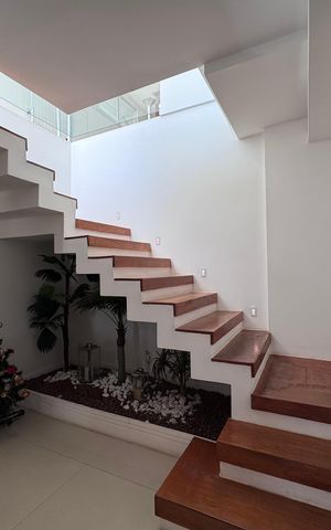 Apartamento à venda com 393m², 6 quartos e 4 vagas Apartamento à venda com 393m², 6 quartos e 4 vagasSala
