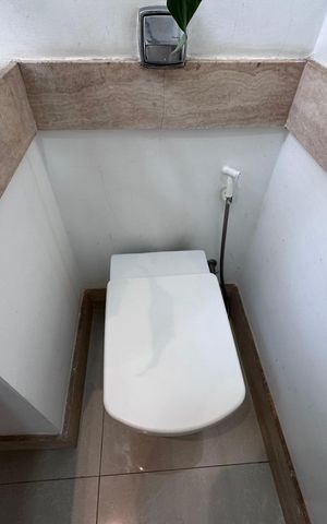 Apartamento à venda com 393m², 6 quartos e 4 vagas Apartamento à venda com 393m², 6 quartos e 4 vagasLavabo