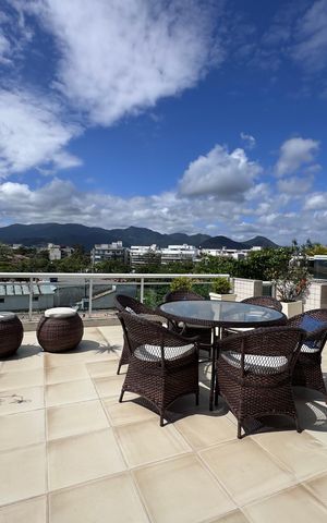 Apartamento à venda com 393m², 6 quartos e 4 vagas Apartamento à venda com 393m², 6 quartos e 4 vagasVaranda