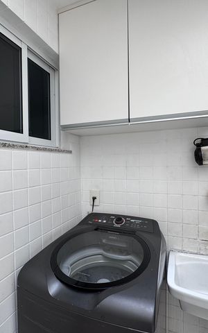 Apartamento à venda com 393m², 6 quartos e 4 vagas Apartamento à venda com 393m², 6 quartos e 4 vagasÁrea de Serviço